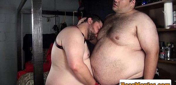  Super chub breeding hairy superchub until cum